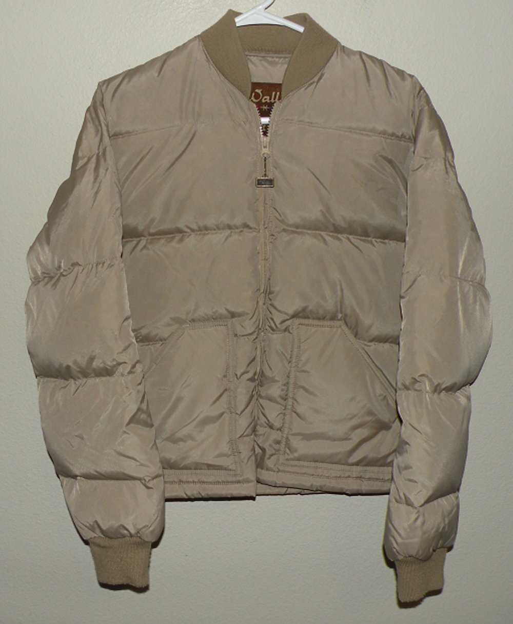 Walls Authentic Ranch Wear Men’s Small Zip Down Insulated Nylon Puffer Coat Tan